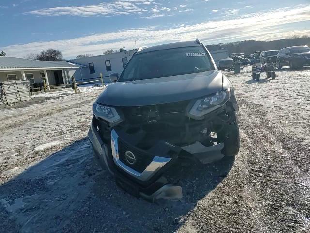 2019 Nissan Rogue - Image 12