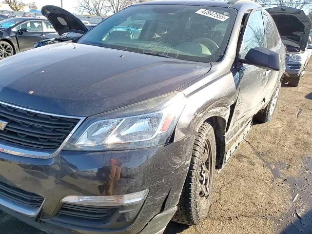 2015 Chevrolet Traverse - Image 11