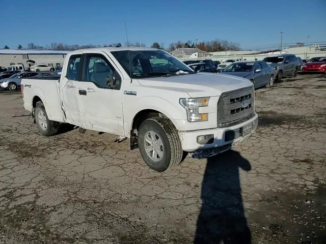 2016 Ford F-150 - Image 10