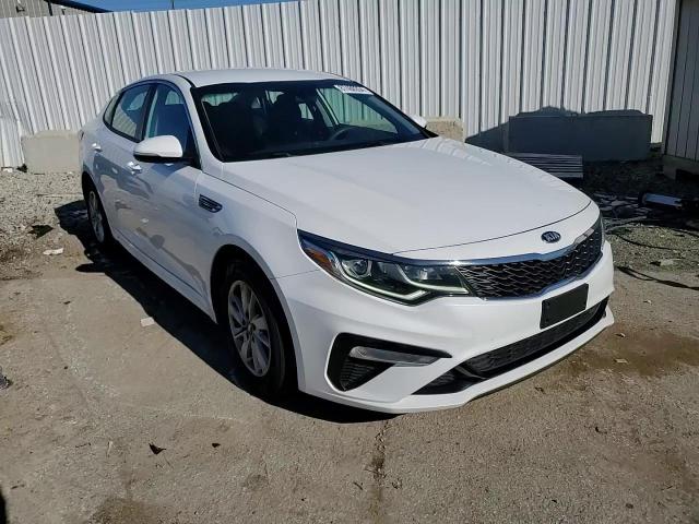 2019 Kia Optima - Image 13