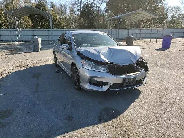 2017 Honda Accord - Image 11