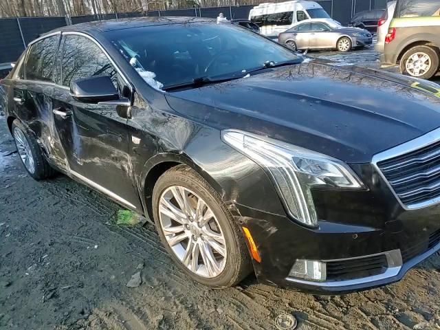 2019 Cadillac XTS - Image 10