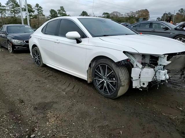 2024 Toyota Camry - Image 11