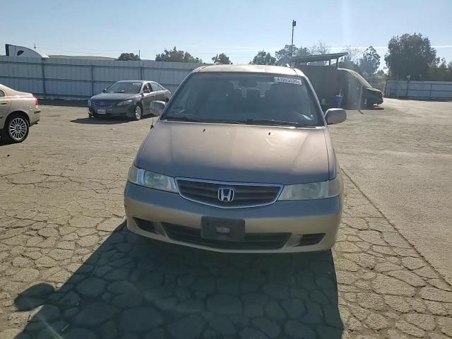 2004 Honda Odyssey - Image 11