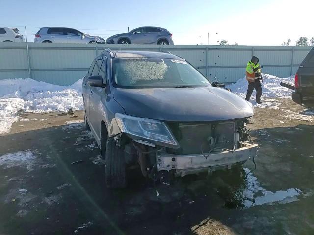 2014 Nissan Pathfinder - Image 12