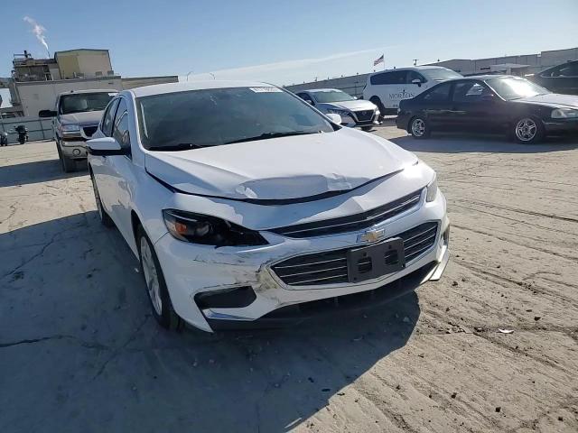 2018 Chevrolet Malibu - Image 11
