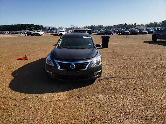 2014 Nissan Altima - Image 11