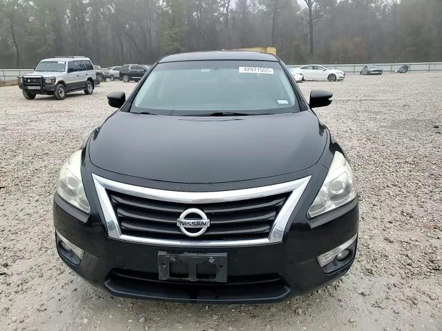 2014 Nissan Altima - Image 13