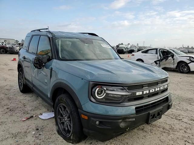2023 Ford Bronco - Image 11