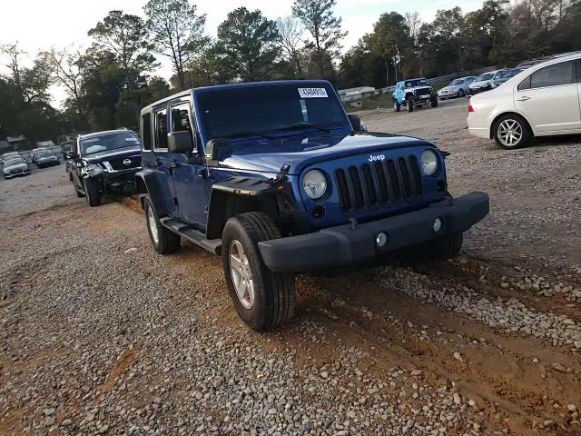 2010 Jeep Wrangler - Image 11
