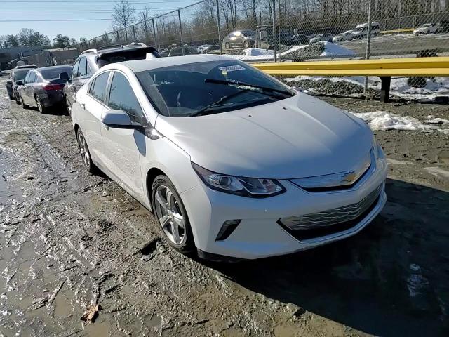 2017 Chevrolet Volt - Image 11