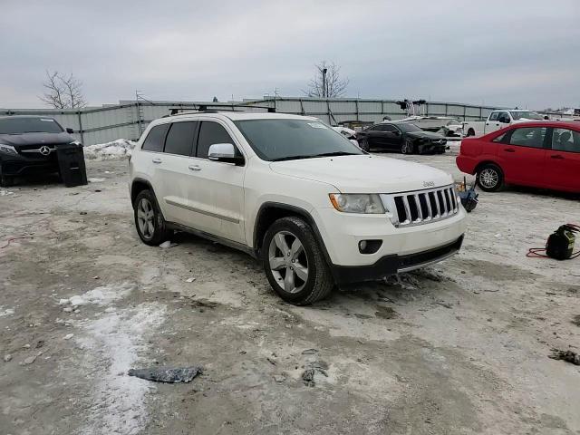 2011 Jeep Grand Cherokee - Image 11