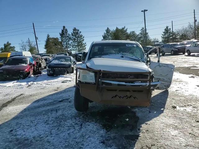 2007 Nissan Titan - Image 11