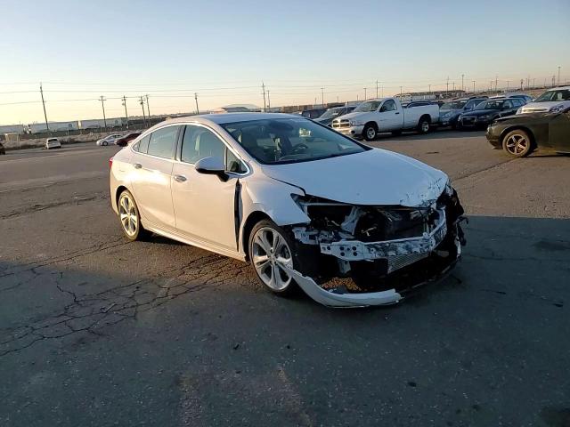 2016 Chevrolet Cruze - Image 10
