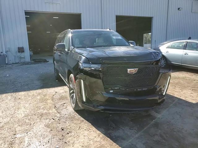 2021 Cadillac Escalade - Image 14