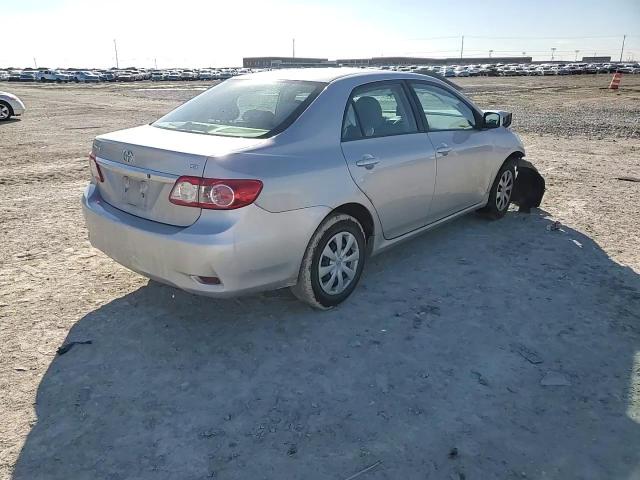 2011 Toyota Corolla - Image 11