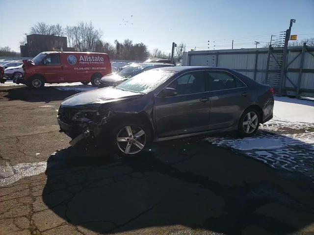 2013 Toyota Camry - Image 14