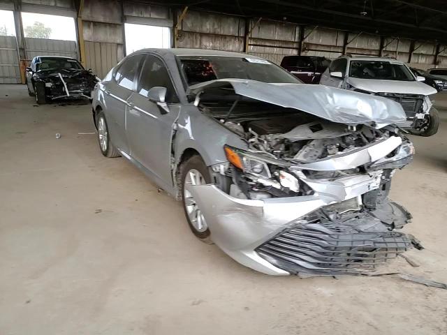 2018 Toyota Camry - Image 11