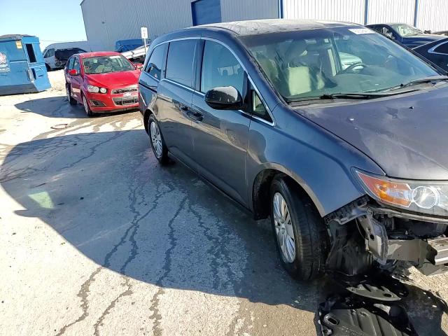 2016 Honda Odyssey - Image 14