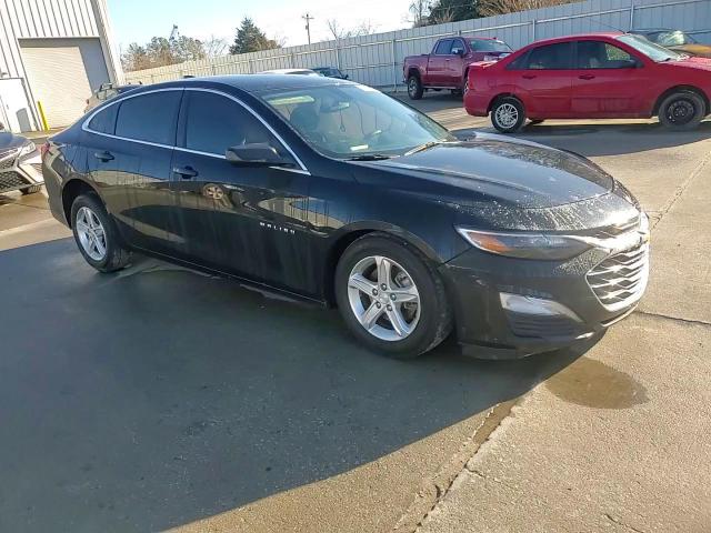 2021 Chevrolet Malibu - Image 10