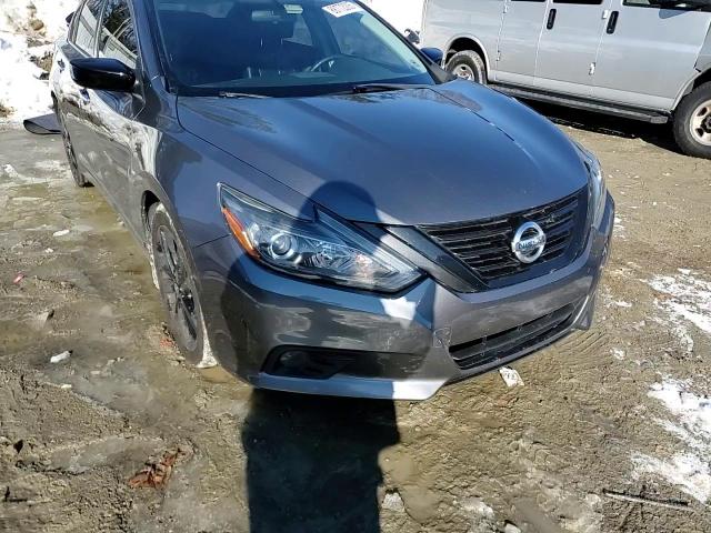 2018 Nissan Altima - Image 14