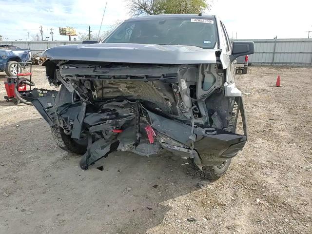 2021 Chevrolet Silverado - Image 10