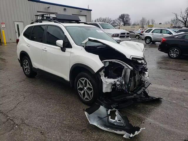 2021 Subaru Forester - Image 12