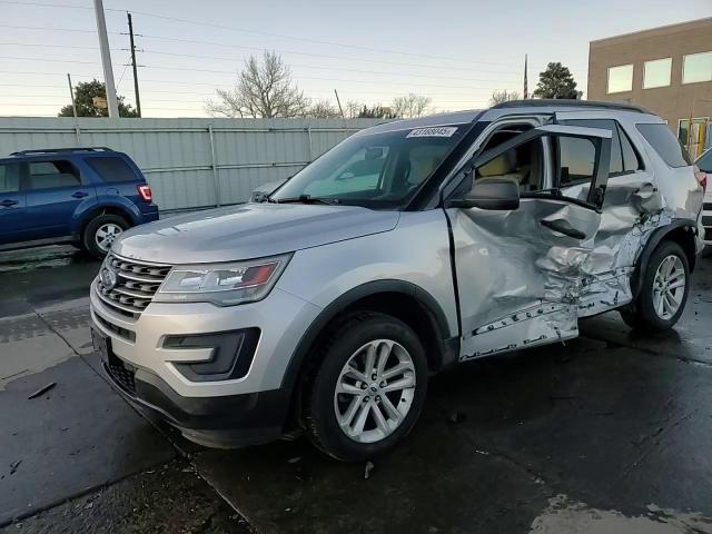 2017 Ford Explorer - Image 14
