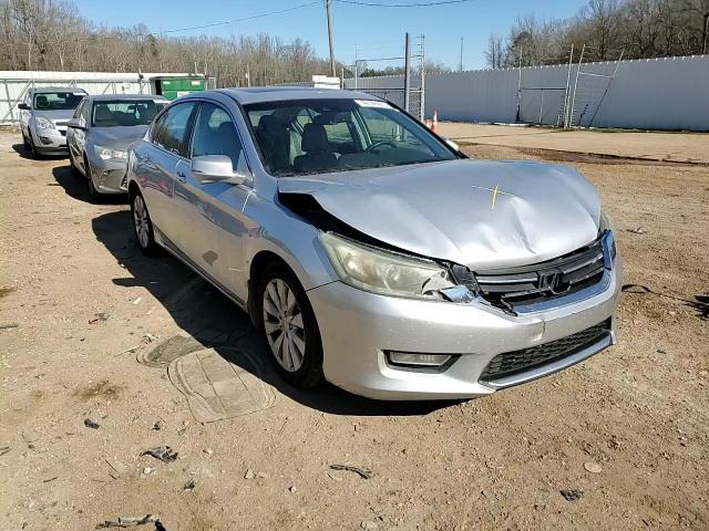 2013 Honda Accord - Image 11