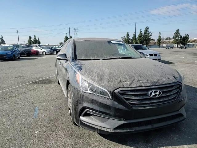2015 Hyundai Sonata - Image 11