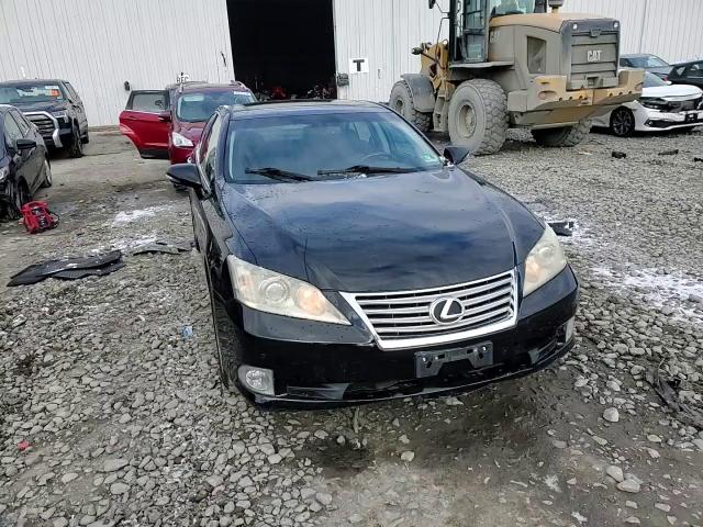 2012 Lexus ES - Image 13