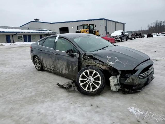 2017 Ford Fusion - Image 11