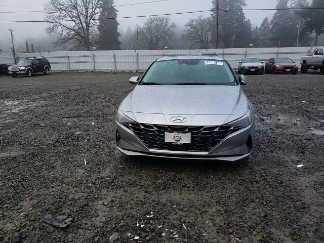 2021 Hyundai Elantra - Image 10
