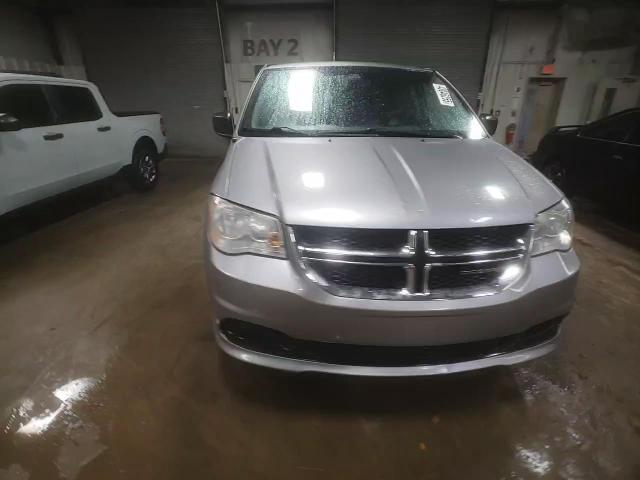 2018 Dodge Caravan - Image 13
