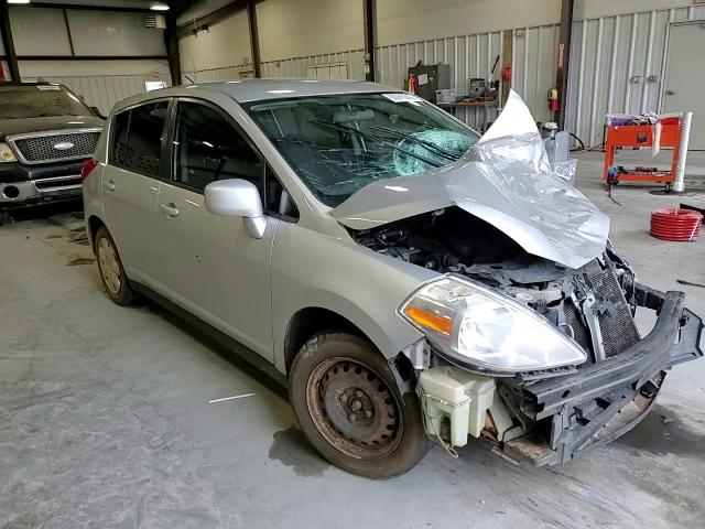 2011 Nissan Versa - Image 11