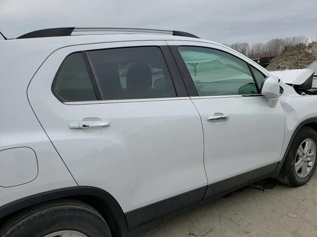 2020 Chevrolet Trax - Image 11