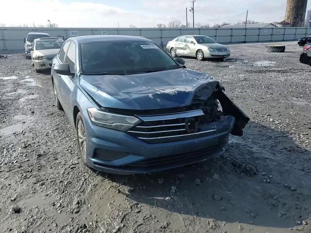 2019 Volkswagen Jetta - Image 10