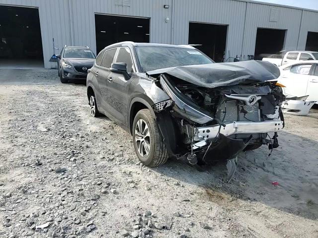 2024 Toyota Highlander - Image 11