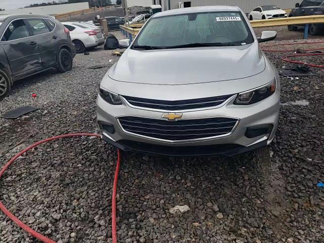 2018 Chevrolet Malibu - Image 13