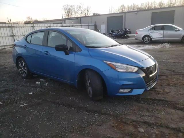 2020 Nissan Versa - Image 10