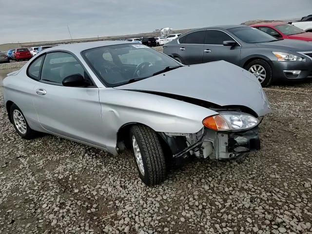 1999 Hyundai Tiburon - Image 11