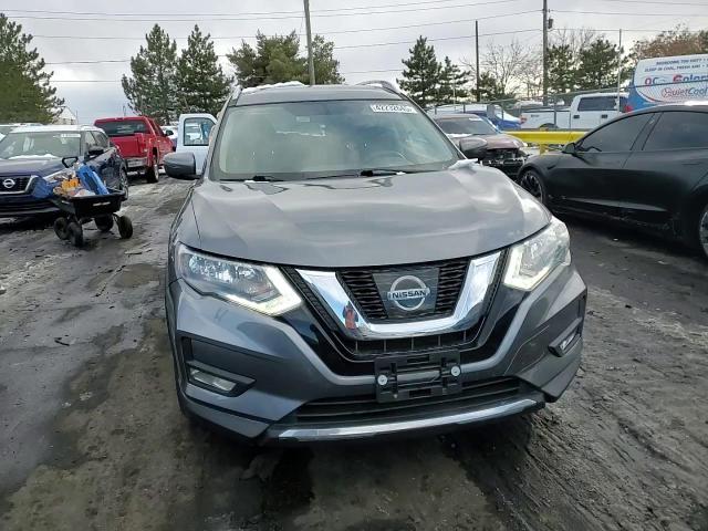 2017 Nissan Rogue - Image 10