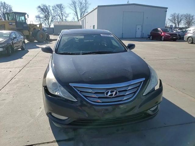 2011 Hyundai Sonata - Image 10