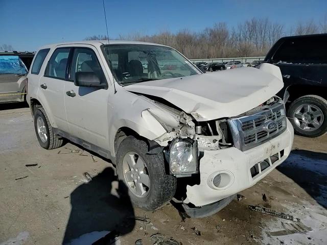 2010 Ford Escape - Image 11