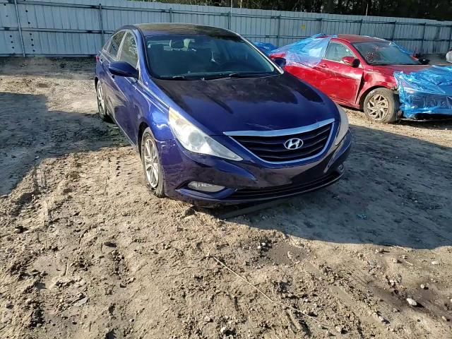 2013 Hyundai Sonata - Image 13