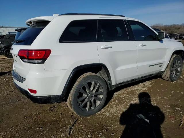 2016 Jeep Grand Cherokee - Image 14