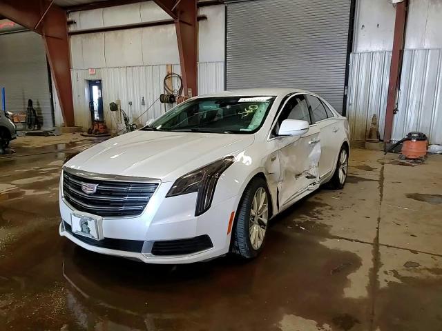 2018 Cadillac XTS - Image 13