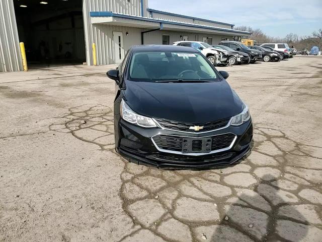 2016 Chevrolet Cruze - Image 13