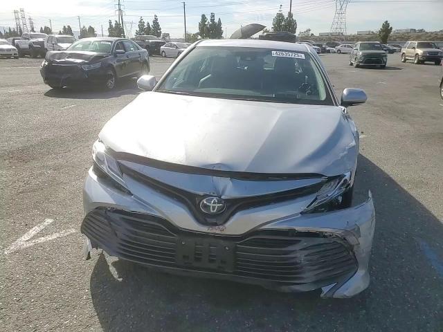 2019 Toyota Camry - Image 10
