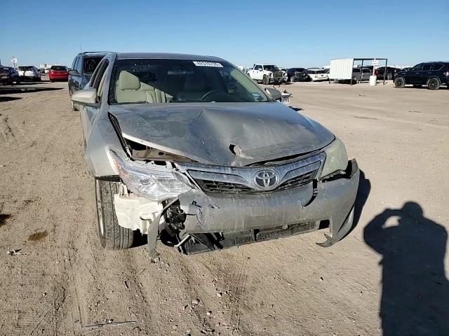 2014 Toyota Camry - Image 10